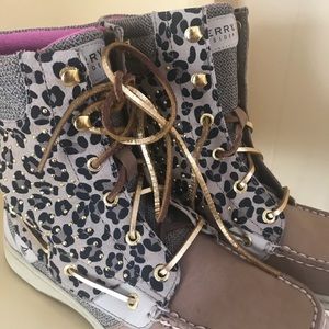 Women’s Sperry High Top cheetah print